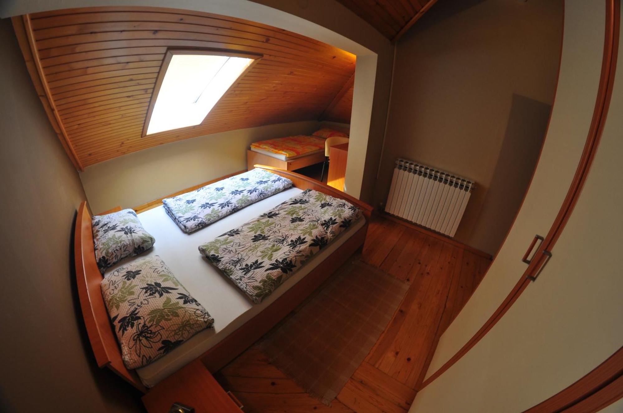 Hostel City Center Sarajevo SJJ Room photo